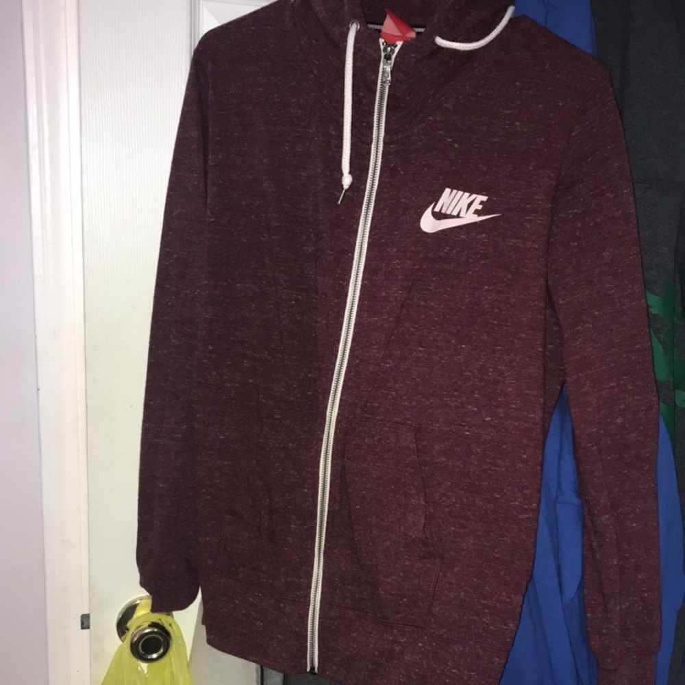 Nike hoodie !!